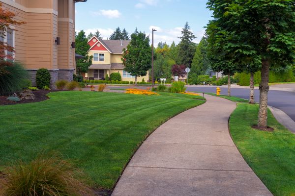 Cost of Home Lawn Maintenance in Richland