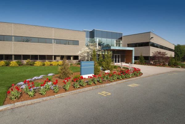 Cost of Commercial Groundskeeping in Richland
