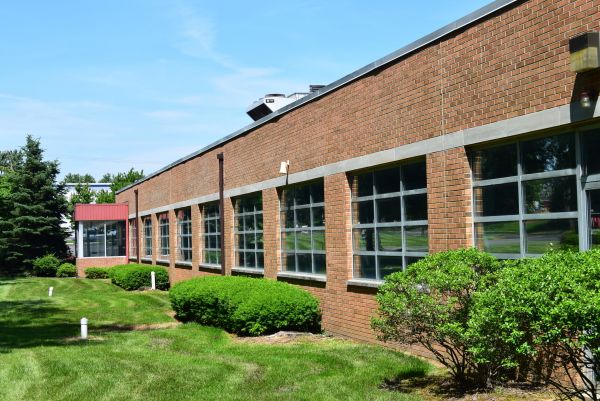 Cost of Corporate Lawn Maintenance in Richland