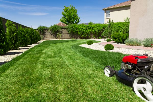Cost of Residential Lawn Mowing in Richland